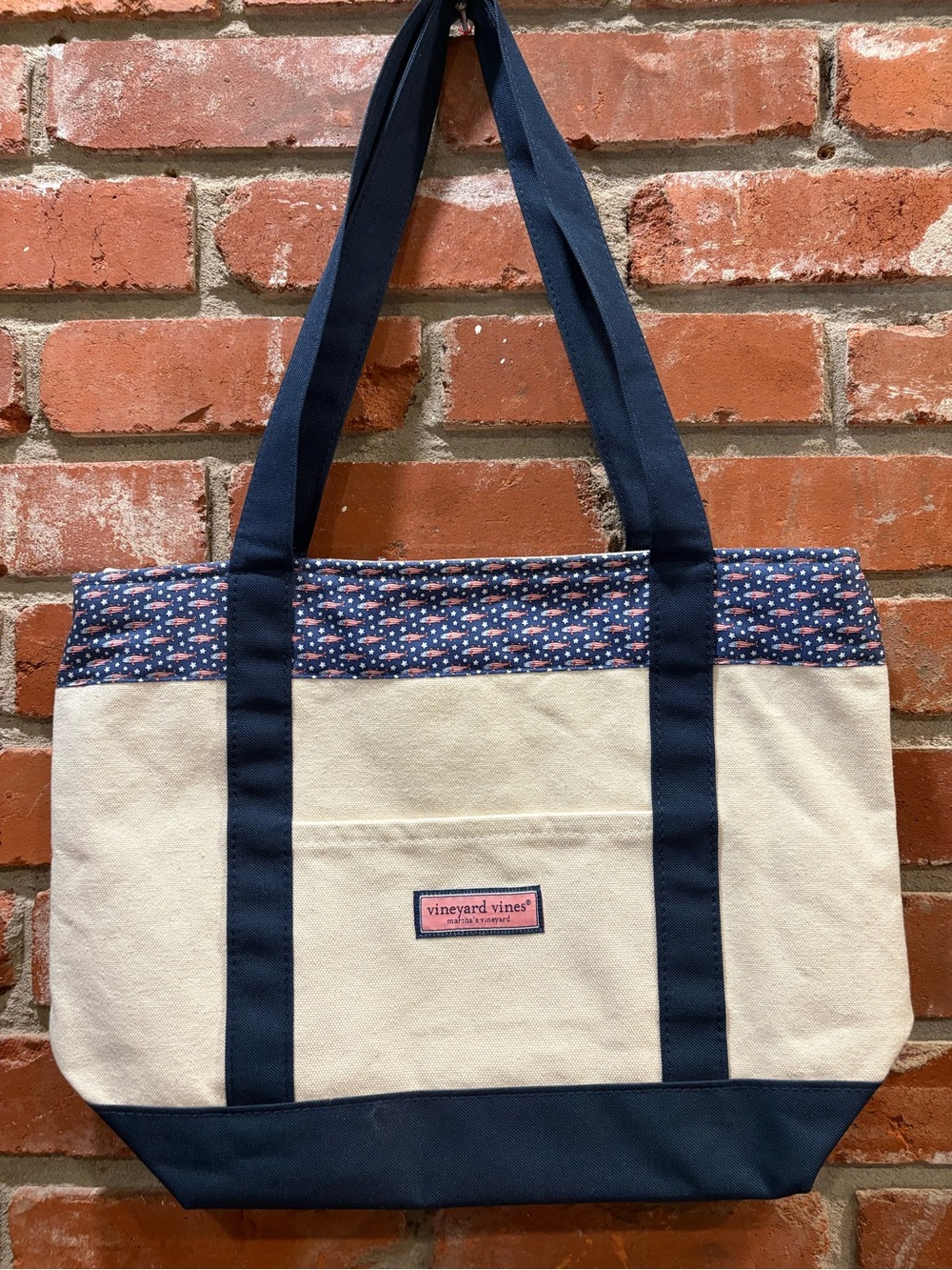 Vineyard Vines Canvas American Flag Fish Ribbon Trim Zip Boat Tote Bag